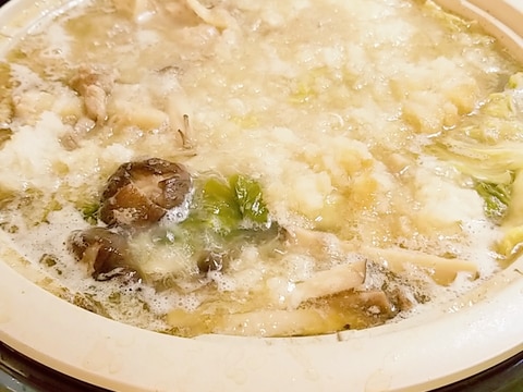 生姜が香る♪アツアツみぞれ鍋